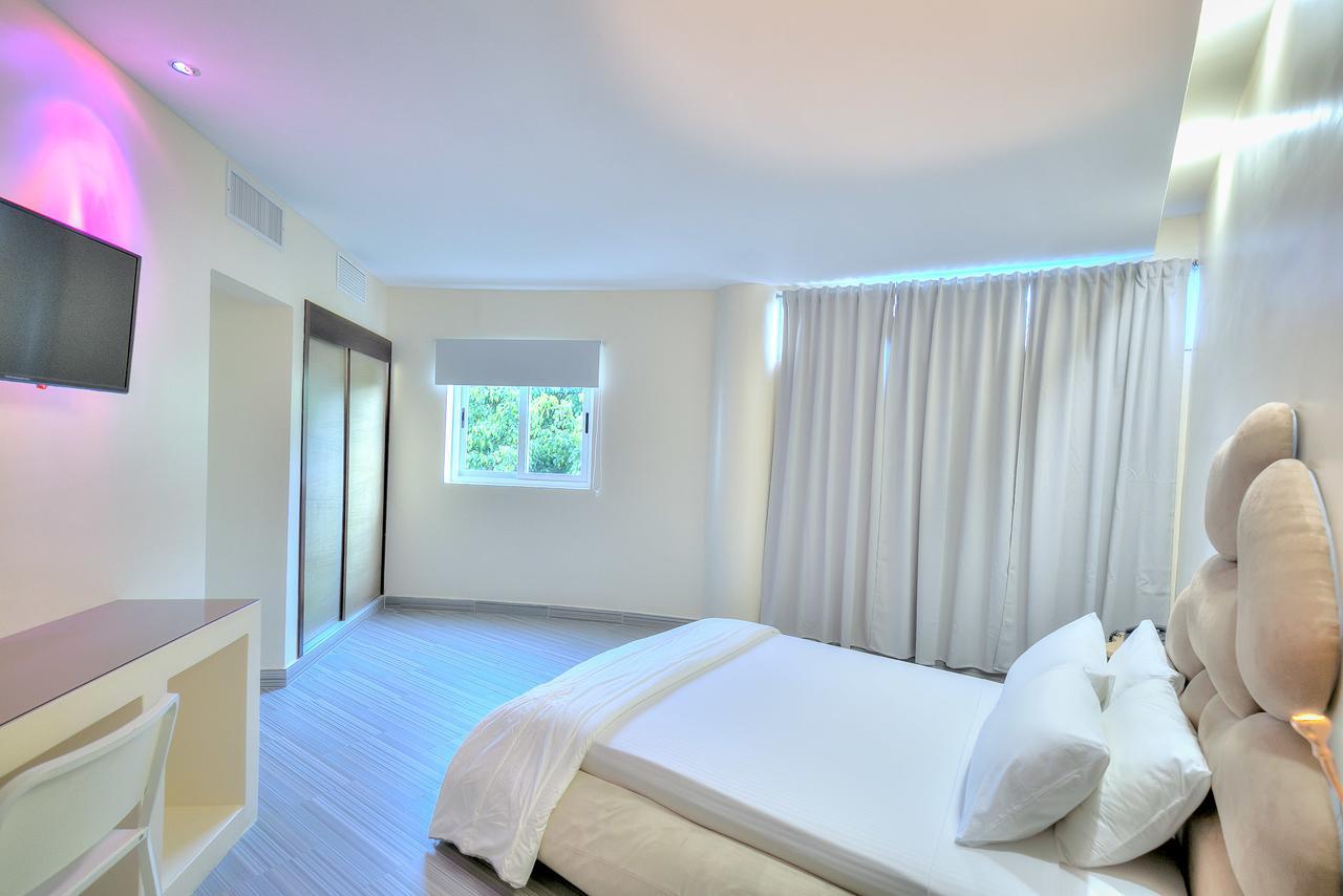 Alkquimia Hotel, Lounge And Bar バヤイベ エクステリア 写真