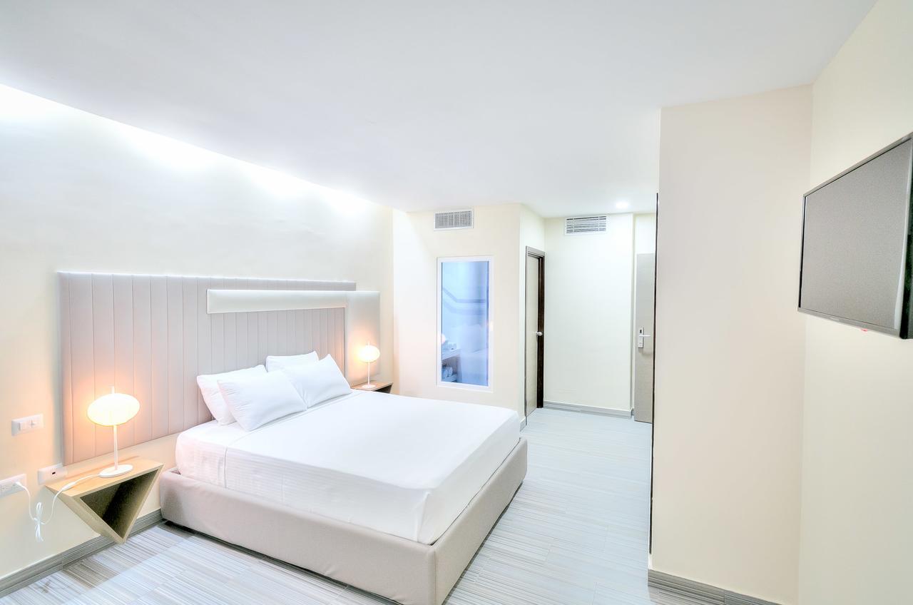 Alkquimia Hotel, Lounge And Bar バヤイベ エクステリア 写真