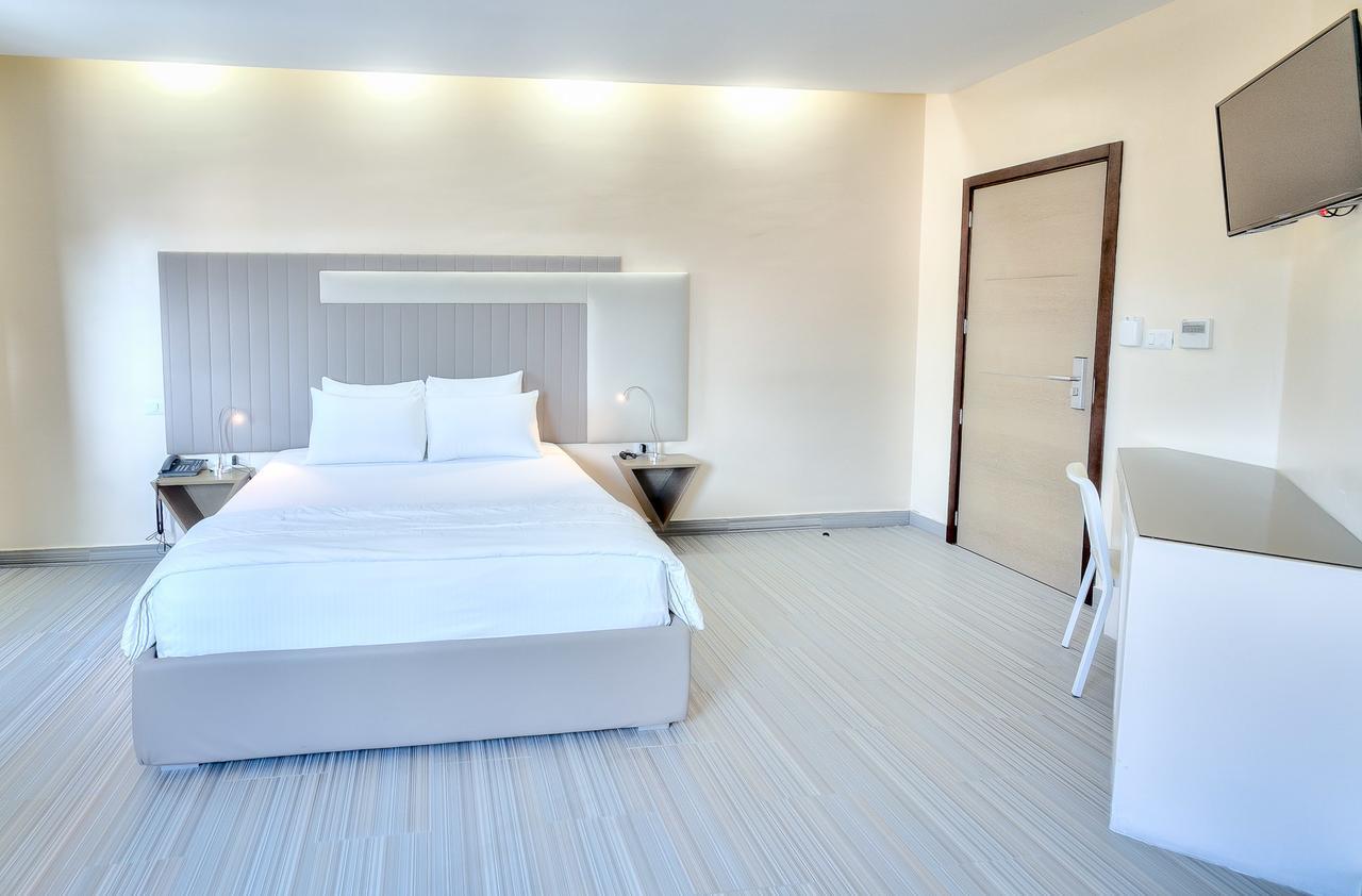 Alkquimia Hotel, Lounge And Bar バヤイベ エクステリア 写真